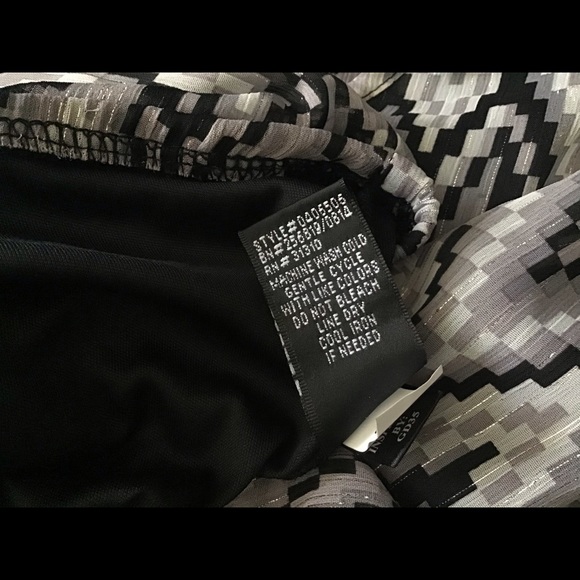 AB Studio Blouse - Picture 8 of 8